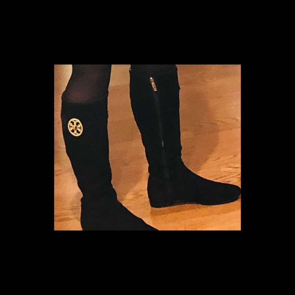 Tory Burch boot